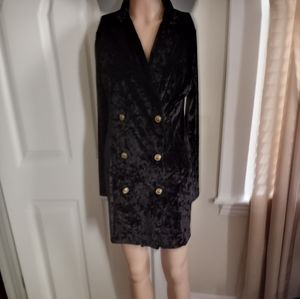 WOMEN'S BLACK VELVETY DRESS COAT